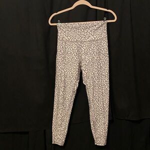 Balance Collection Kids Leggings in Light Gray Pattern